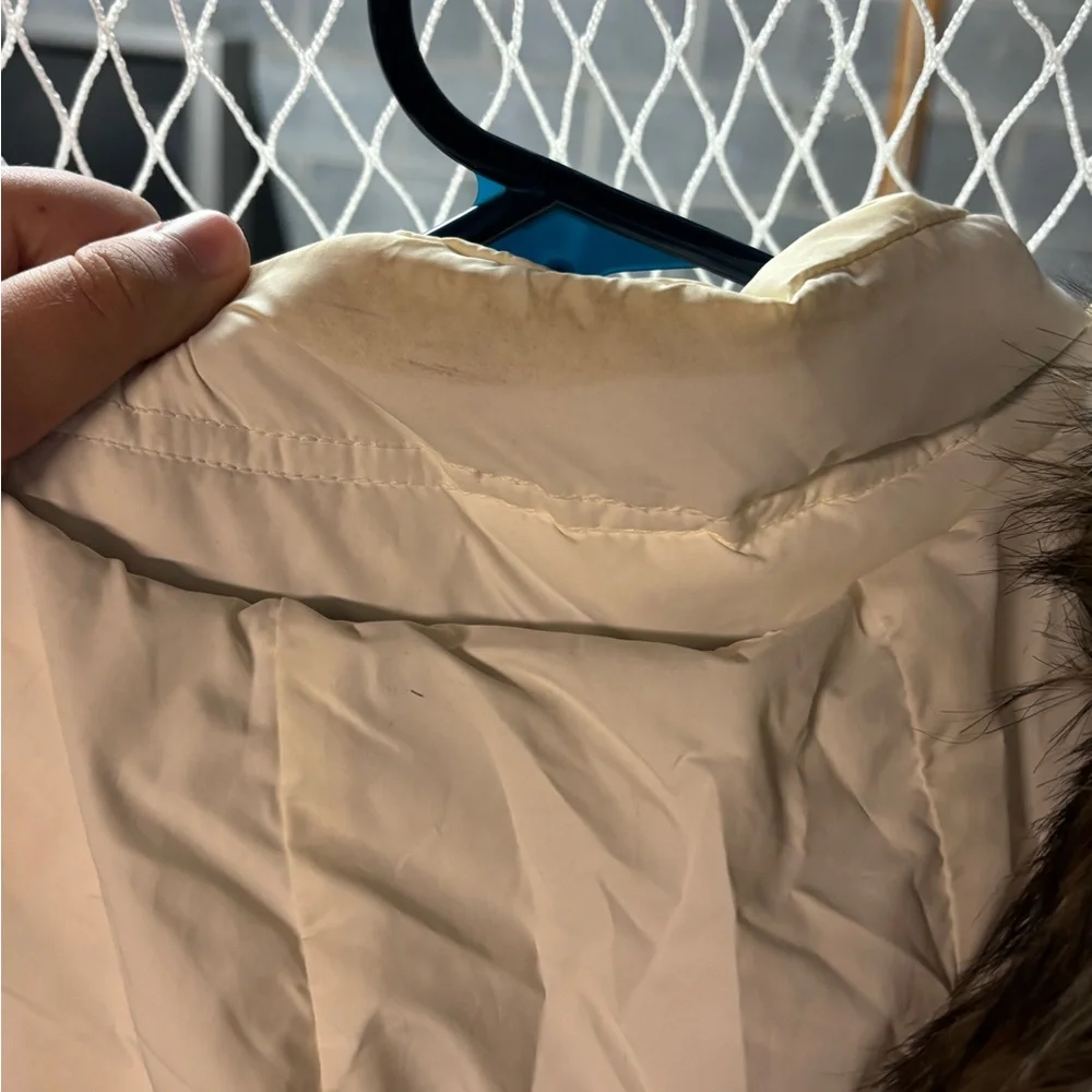 Vintage white Hollister coat - Picture 16 of 16